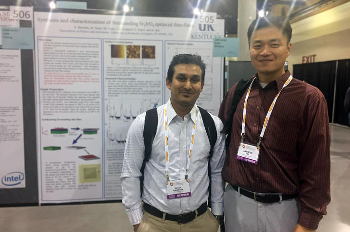 Sujan Shrestha, Ph.D., left, a 2023 UK graduate and first author of the study, with Ambrose Seo, Ph.D., UK professor of physics, at a Materials Research Society research event.