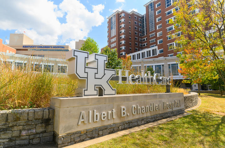 UK HealthCare sign at Albert B. Chandler Hospital