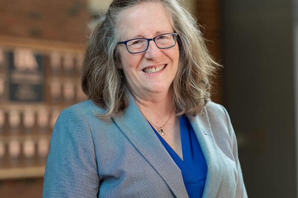 Suzanne%20Smith%20-%202019-0114_0.jpg