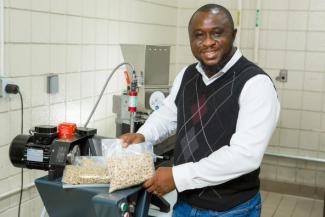 Food engineer Akinbode Adedeji, pictured here in his UK lab, is the recipient of the Canadian Society of Bioengineering's John Clark Award for his significant contributions to food engineering. Photo by Matt Barton, UK Agricultural Communications.