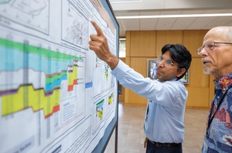 Poster presentation at the 2023 Kentucky Geological Survey (KGS) Annual Seminar | Photo by Mark Mahan