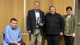 Rick Bennett with members of the USCCN Steering Committee. Left to right are Matthew Ryan with CABI; Rick Bennett; Kellye Eversole with Phytobiomes Alliance and Kyria Bounty-Mills with UC-Davis.