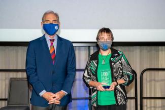 President Eli Capilouto and University Research Professor Linda Van Eldik