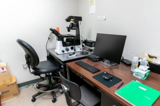 Nikon Eclipse TE2000-U Inverted Microscope