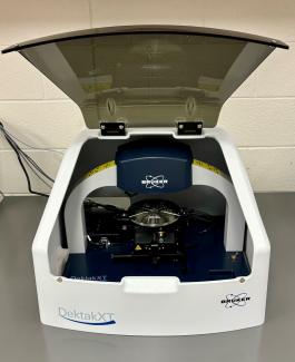 Bruker Dektak XT surface profiler 