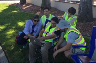 The research team discussing AROMA-VOC data, from left: Kelly G. Pennell (UK), Evan Willett (UK), Ricardo Viteri (Entanglement Technologies), Elham Shirazi (UK) and Tony Miller (Entanglement Technologies).