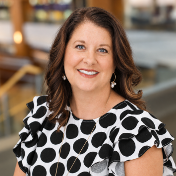 Photo of Lori Draper