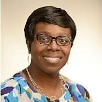Richardson_Liz_Headshot-001%20%282%29.jpg