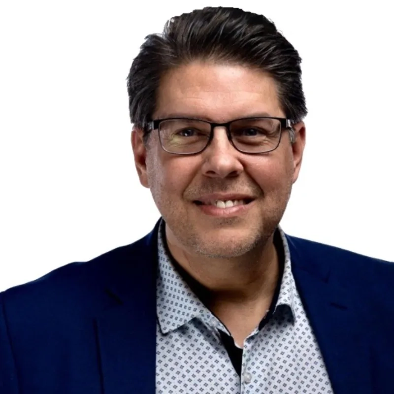 Headshot picture of David DeVore